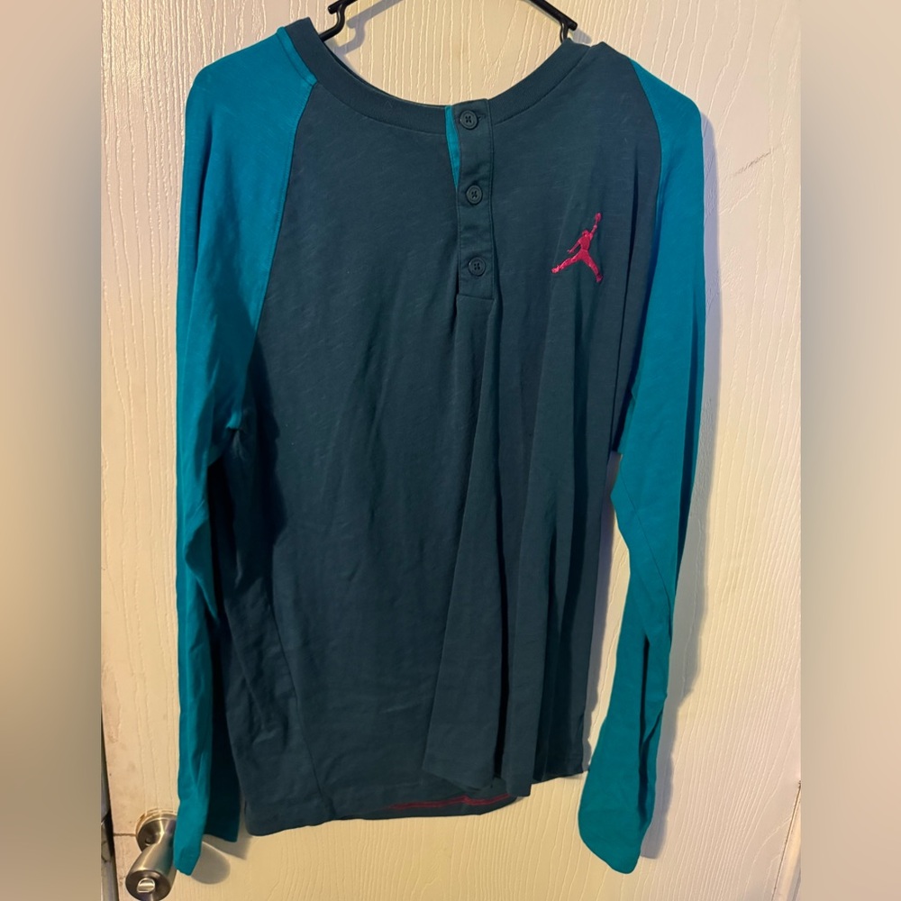NIKE Half Button Long Sleeve Jumpman Tshirt